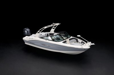 Chaparral 21 SSi OB Ski & Fish front starboard overhead. 