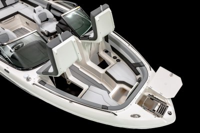 Chaparral 26 SURF has 3 storage compartments built under the seating with an anchor locker on the foredeck. 